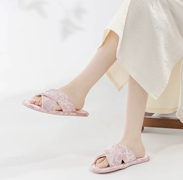 Chinese-style Pink Floral Print Silk Home Slippers, Noble Princess Style, Simple and Elegant