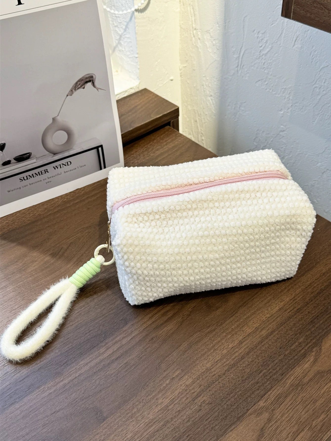 Omnipink, Pink plush plaid large-capacity portable cosmetic storage bag, travel organizer for skincare products, soft and sweet bag for girls