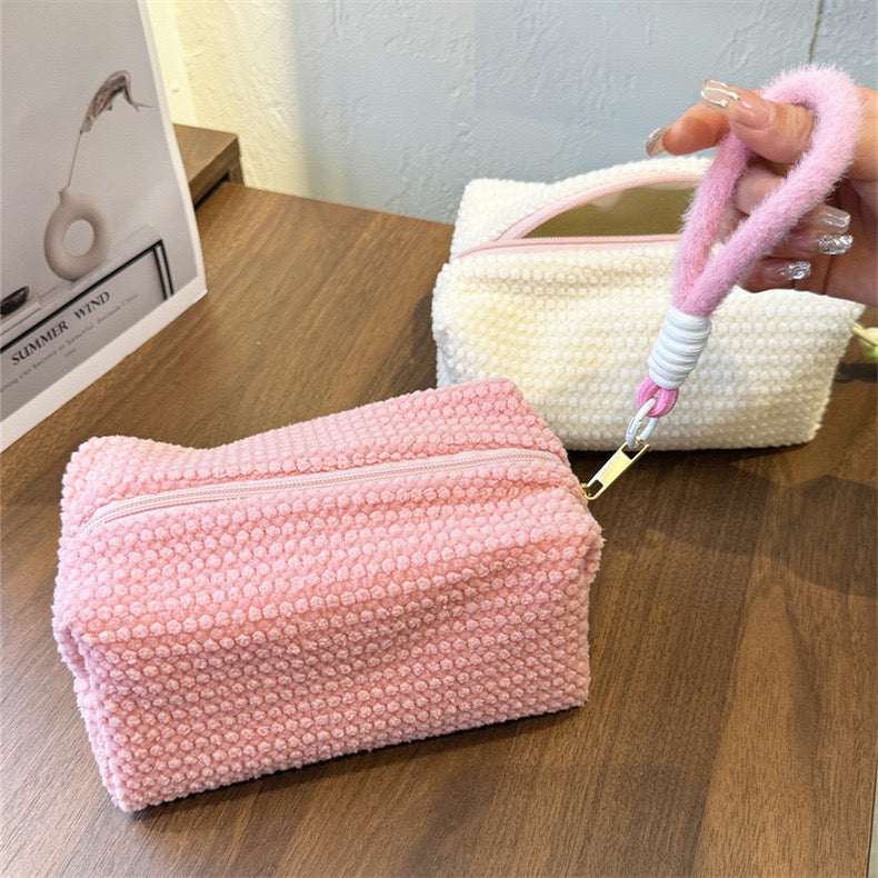 Omnipink, Pink plush plaid large-capacity portable cosmetic storage bag, travel organizer for skincare products, soft and sweet bag for girls